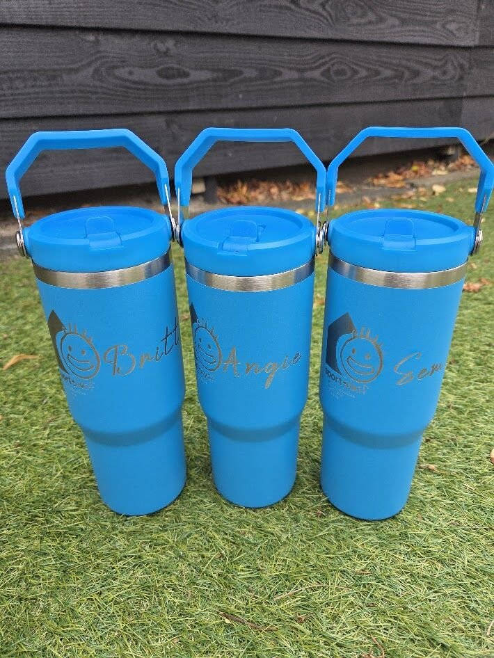Sportstuif tumblers met logo